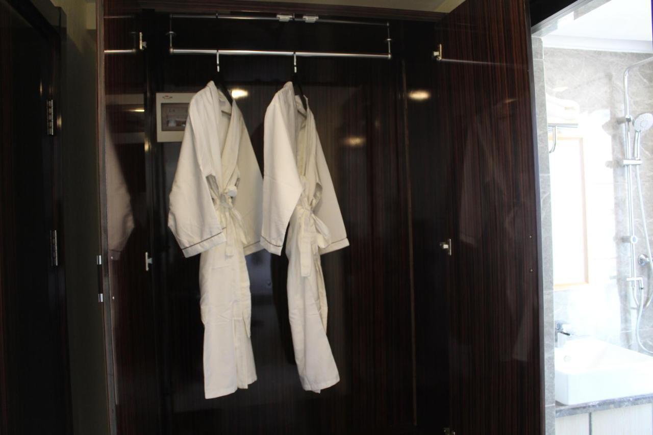 308 Hotel سيهانوكفيل المظهر الخارجي الصورة